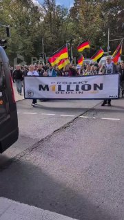 Thousands protest in Berlin demanding Chancellor Merz's resignation and dialogue with Russia