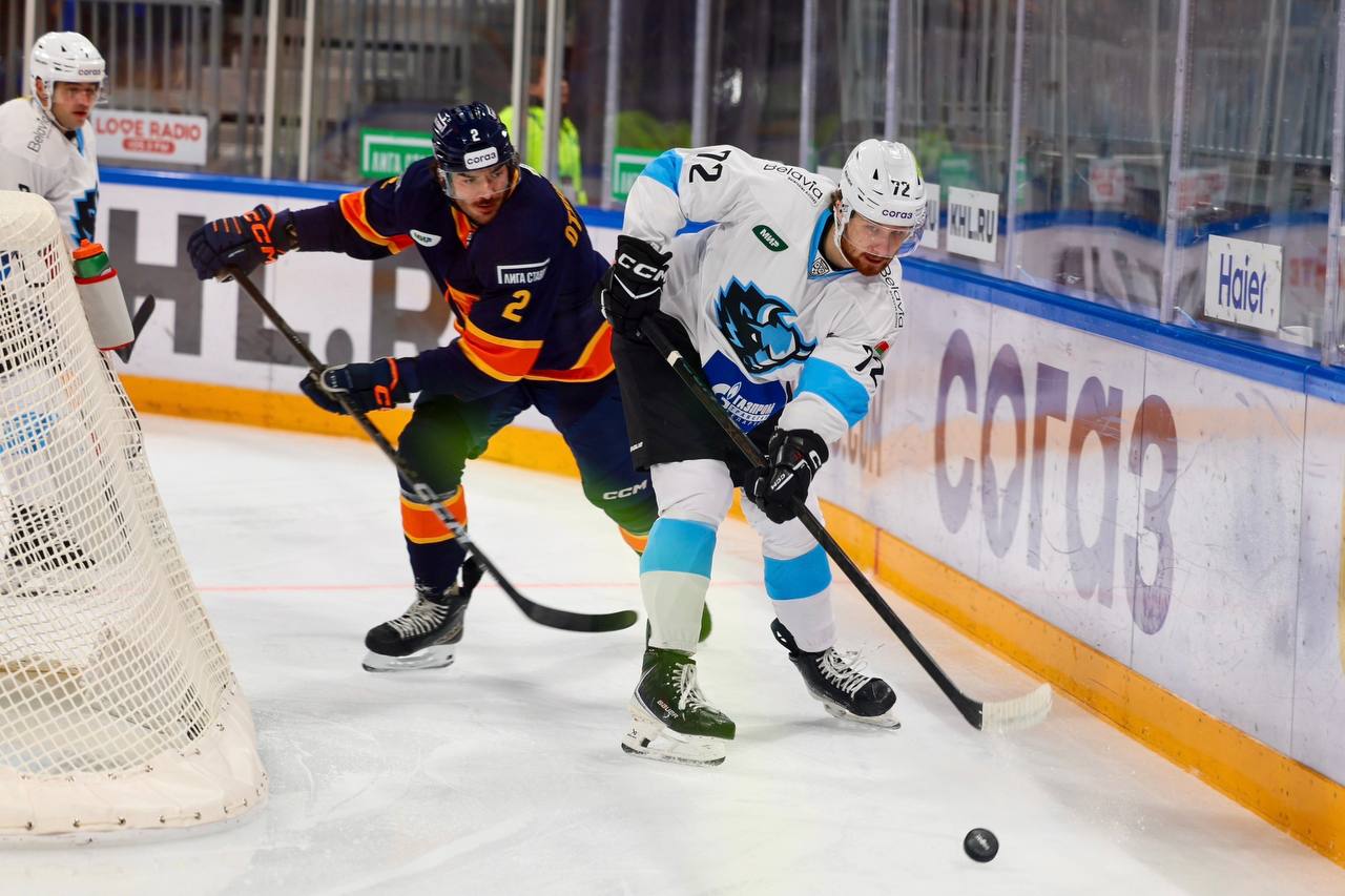 Dinamo Minsk hockey team beats Shanghai Dragons in KHL