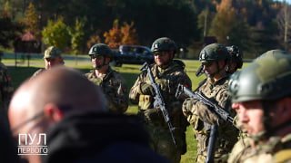 Personal weapons for the President — allowed