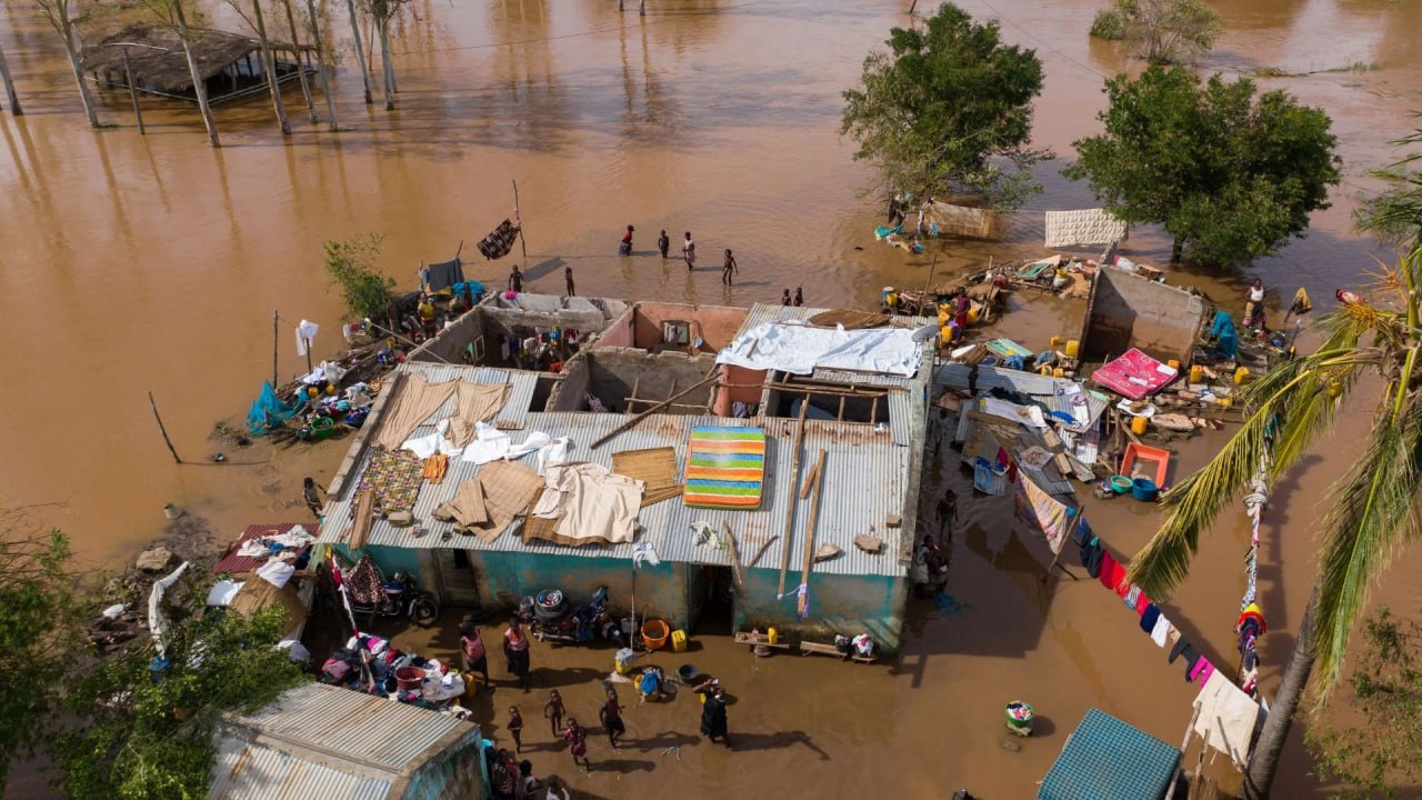 El tifón «Mekkhala» provoca inundaciones en el sur de Taiwán