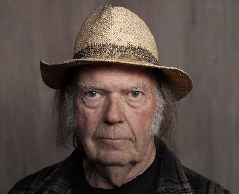 Neil Young réclame 10 millions à Trump pour usage non autorisé
