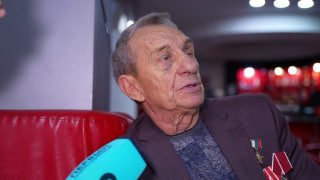 Vladimir Khardin from Alehsk says he knows and loves Belarusians