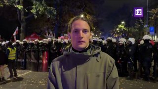 People gathered at the gates of the Constitutional Tribunal in Warsaw are gradually dispersing