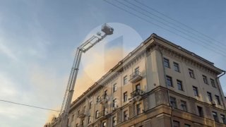 Roof of six-story building on fire in central Minsk, residents evacuated