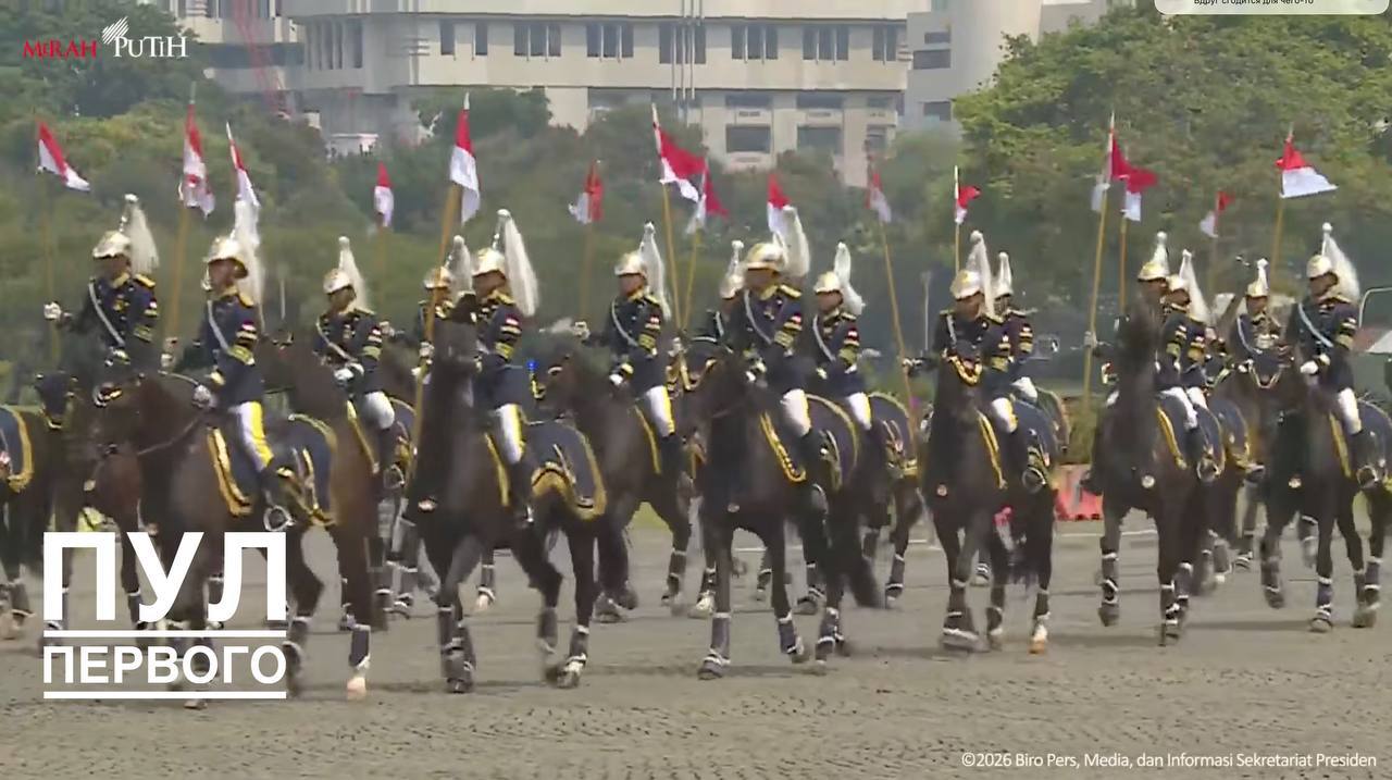 First's motorcade in Jakarta escorted by honor guard of 17 motorcyclists