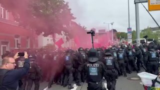 Several journalists injured in Erfurt during protests against AfD congress