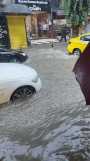 Heavy rains hit Istanbul — residents forced to swim through streets