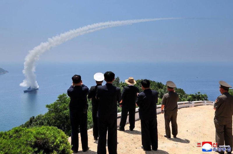 Kim Jong Un inspects weapons tests of 'Kang Gon' destroyer