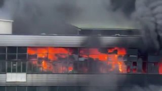 Over 180 firefighters respond to major factory fire in southeastern China