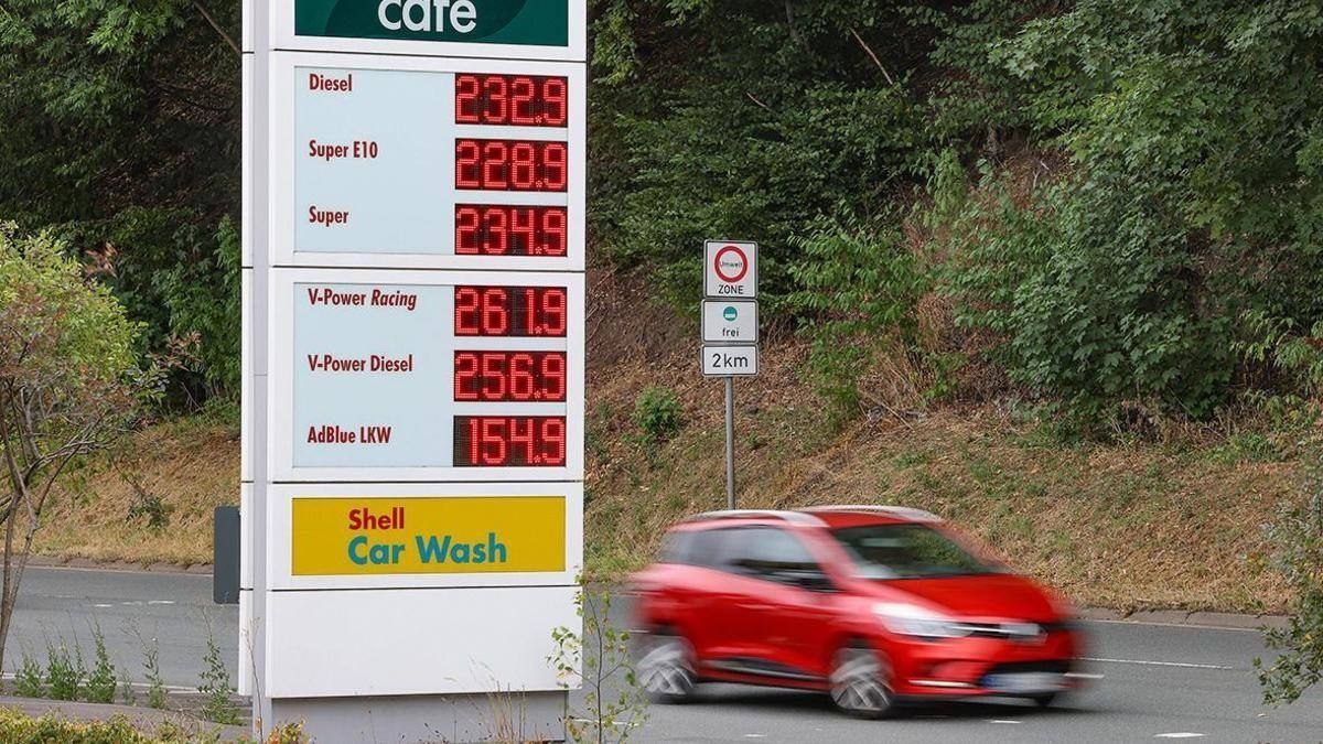 Fuel prices surge in Germany amid Middle East tensions — Bild