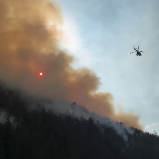 Forest fires rage in Canada