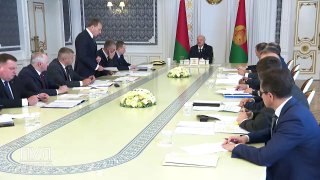 Lukashenko Points Out Journalists' Misconception on Industry vs Agriculture