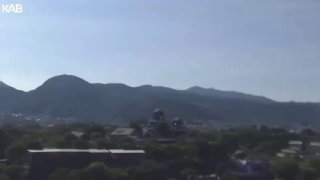 Stone wall of Kumamoto Castle collapses after 7.1 magnitude earthquake in Japan