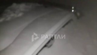 Ice Trap: Tourists Stranded in Deep Snowdrifts in the Andes After Heavy Snowfall in Argentina