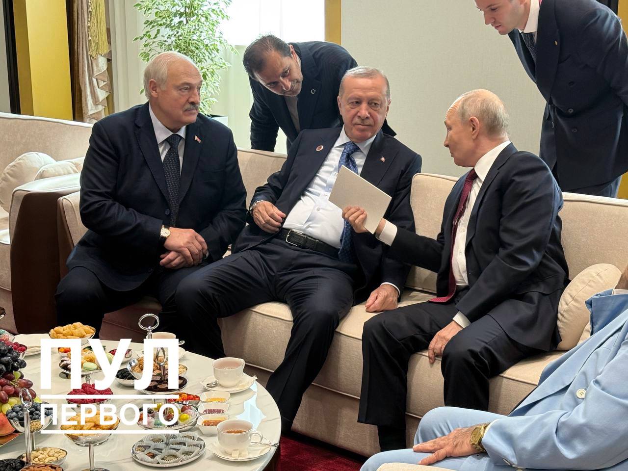 Tippkohtumise kadrivõtt: Lukašenko, Putin ja Erdogan