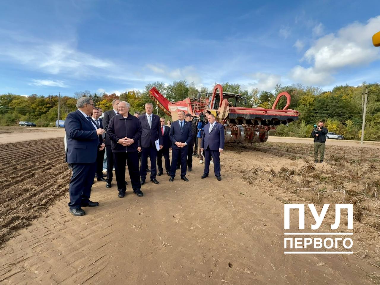 Domestic potato harvester praised by head of farm as brilliant solution