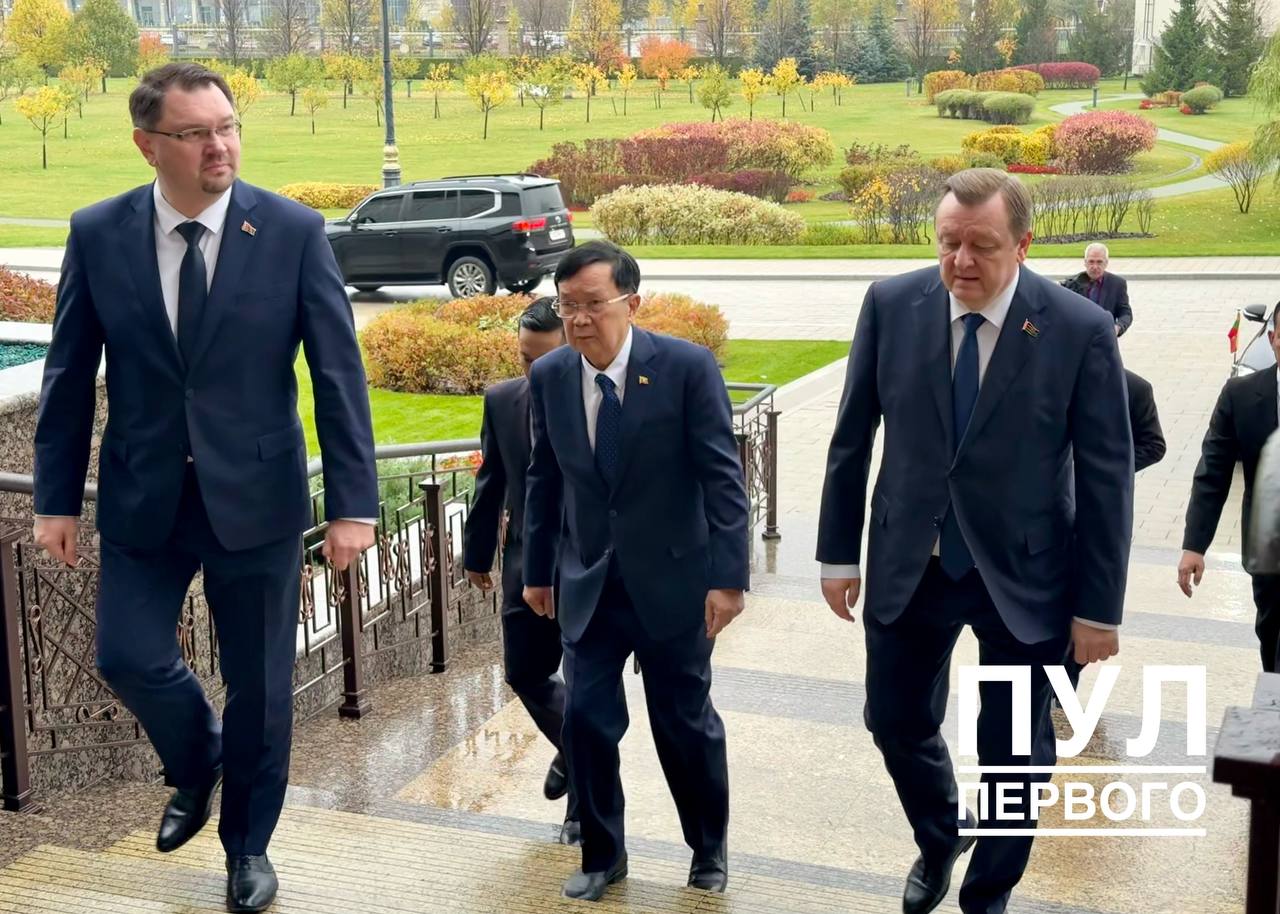 Lukašenka susitinka su parlamento delegacija iš Mianmaro