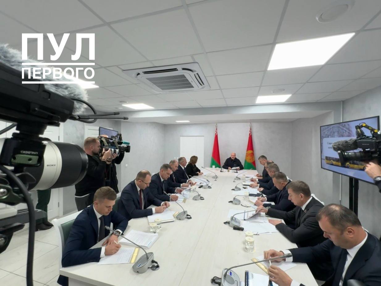 Президент: «Автономный ход, электробусы — это наше будущее»