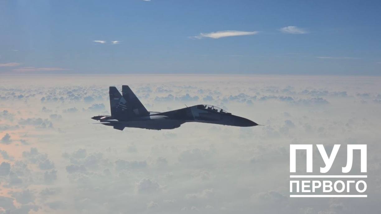 Indonesian fighter jets escort Belarusian presidential plane near Jakarta