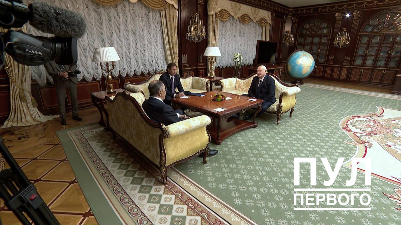 First announced meeting with Russian counterpart