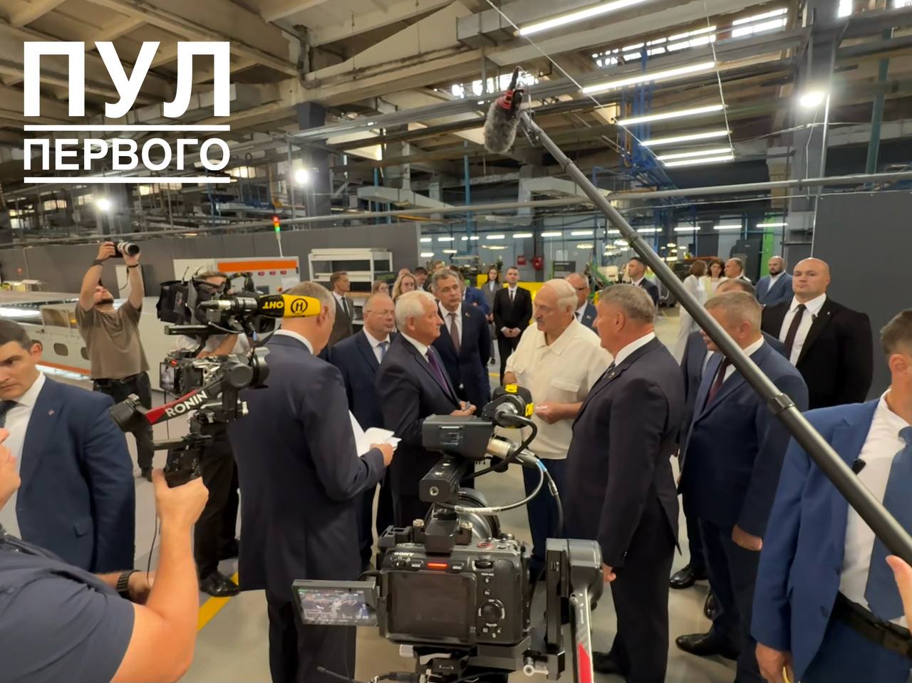 Lukashenko visits factory floor to assess production firsthand