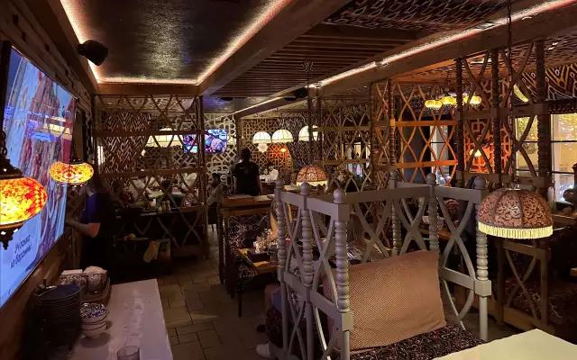 Chaykhana Baklazhan