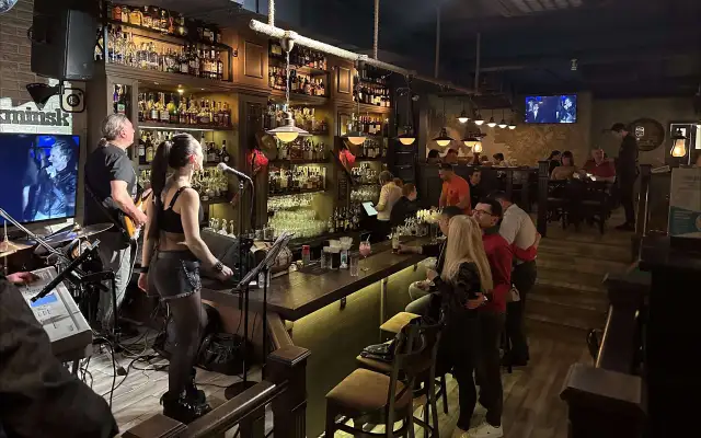 Honky Tonk Piano Bar