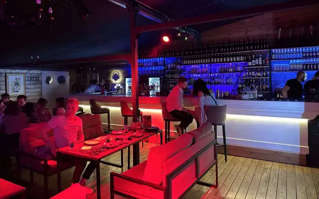 Lidbeer Bar Vecher v Bryugge