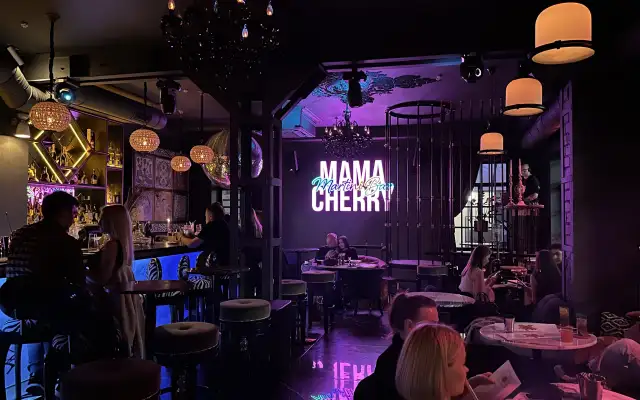 Mama Cherry