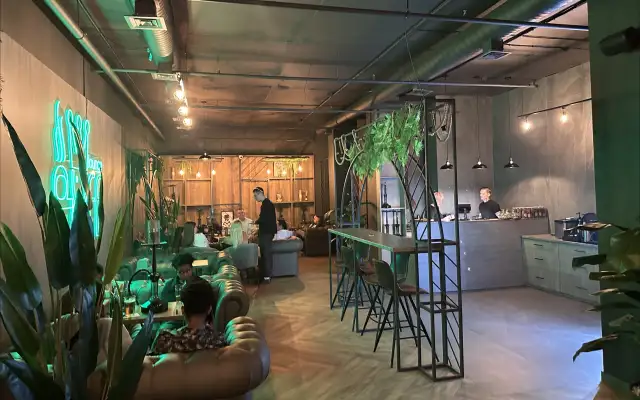 Puff Lounge