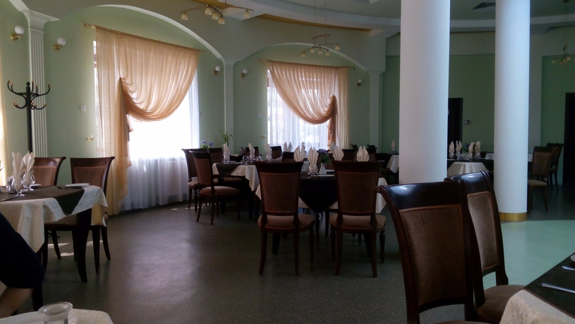 GREY Restaurant&Cafe