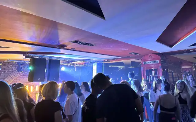Undeground Bar